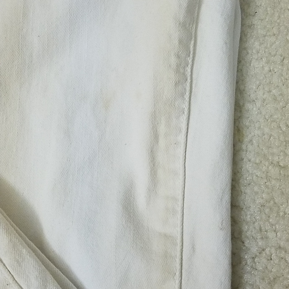 White Guess Jeans - Picture 2 of 2